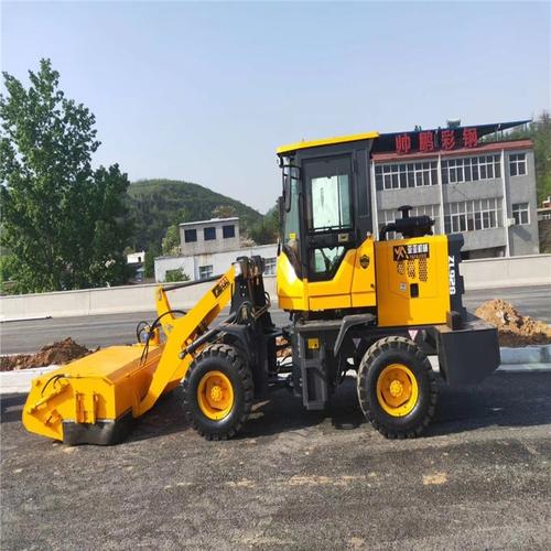 重慶山貓清掃車-工作方式簡單實現道路施工清掃,港口,碼頭等場