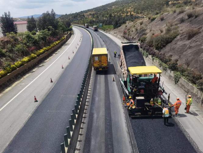楚大高速公路路面養護專項工程圓滿完工!